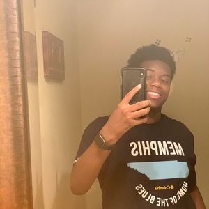 Meet your Posher, Brad